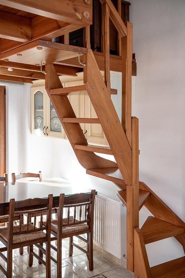 Porto Kalyves Seaside Aparthotel Екстериор снимка