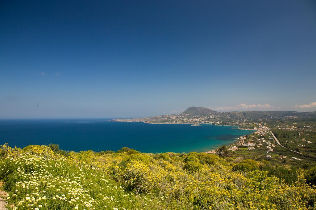 Porto Kalyves Seaside Aparthotel Екстериор снимка