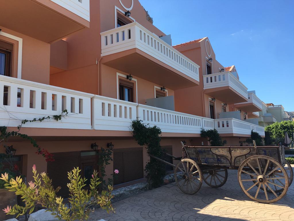 Porto Kalyves Seaside Aparthotel Екстериор снимка